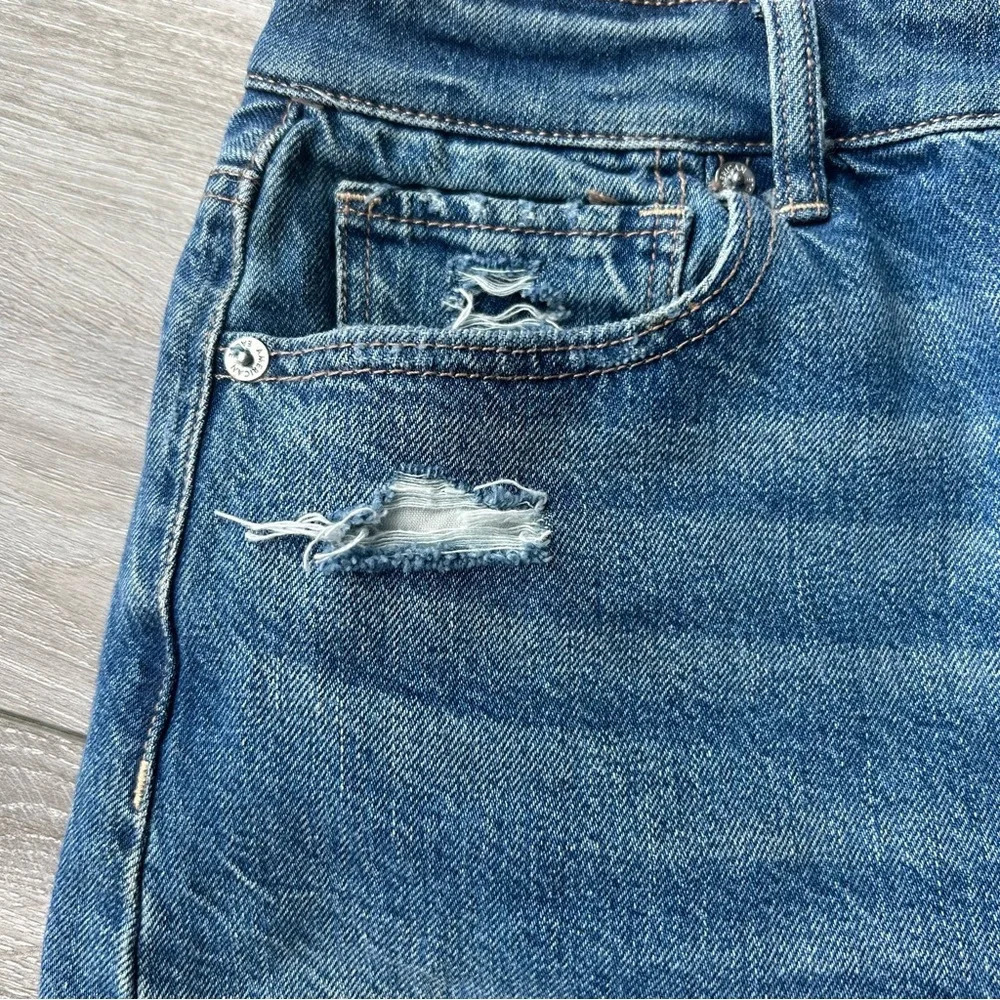AE Highest Waist Denim Mom Shorts - Picture 7 of 16